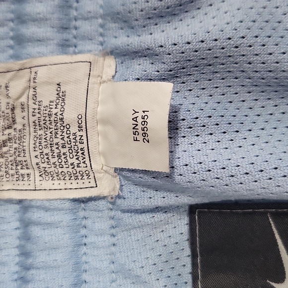 NIKE Dark & Light Full Coverage Blue Reversible Mesh Shorts w/ Drawstring Waist - Picture 6 of 14